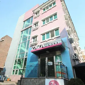 Zaza Backpackers ** Seoul