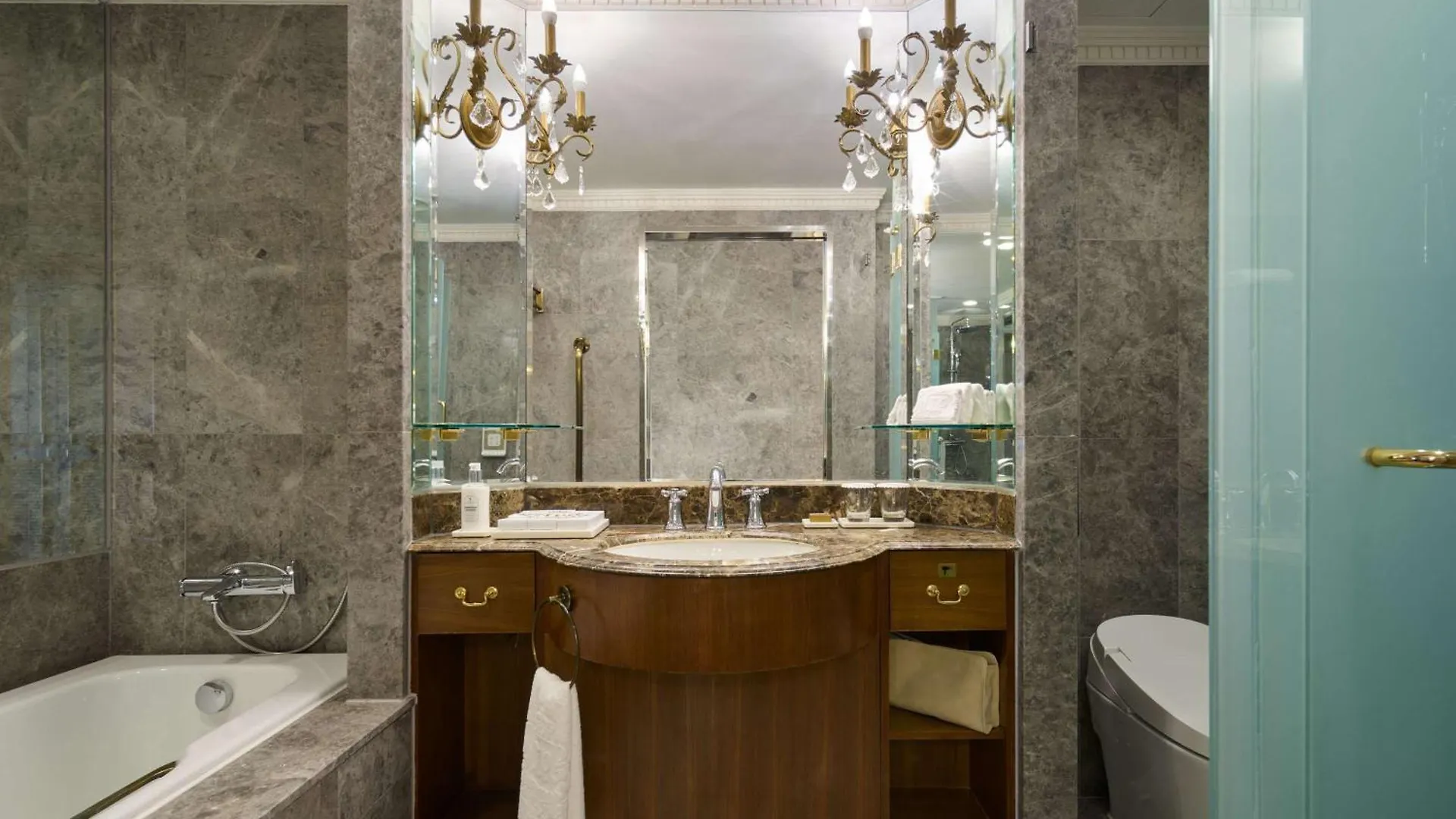 Grand Mercure Imperial Palace Seoul Gangnam South Korea